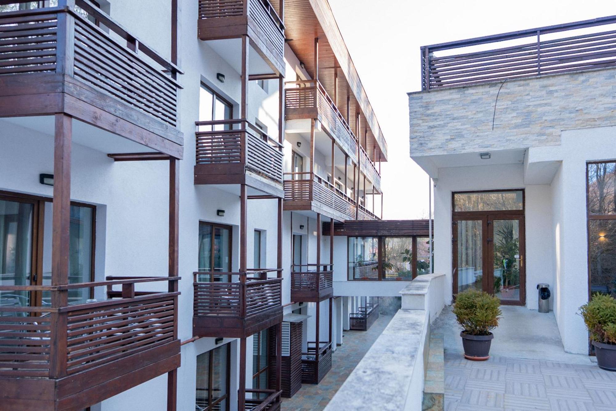 Hotel Tisa Băile Olăneşti Exteriér fotografie